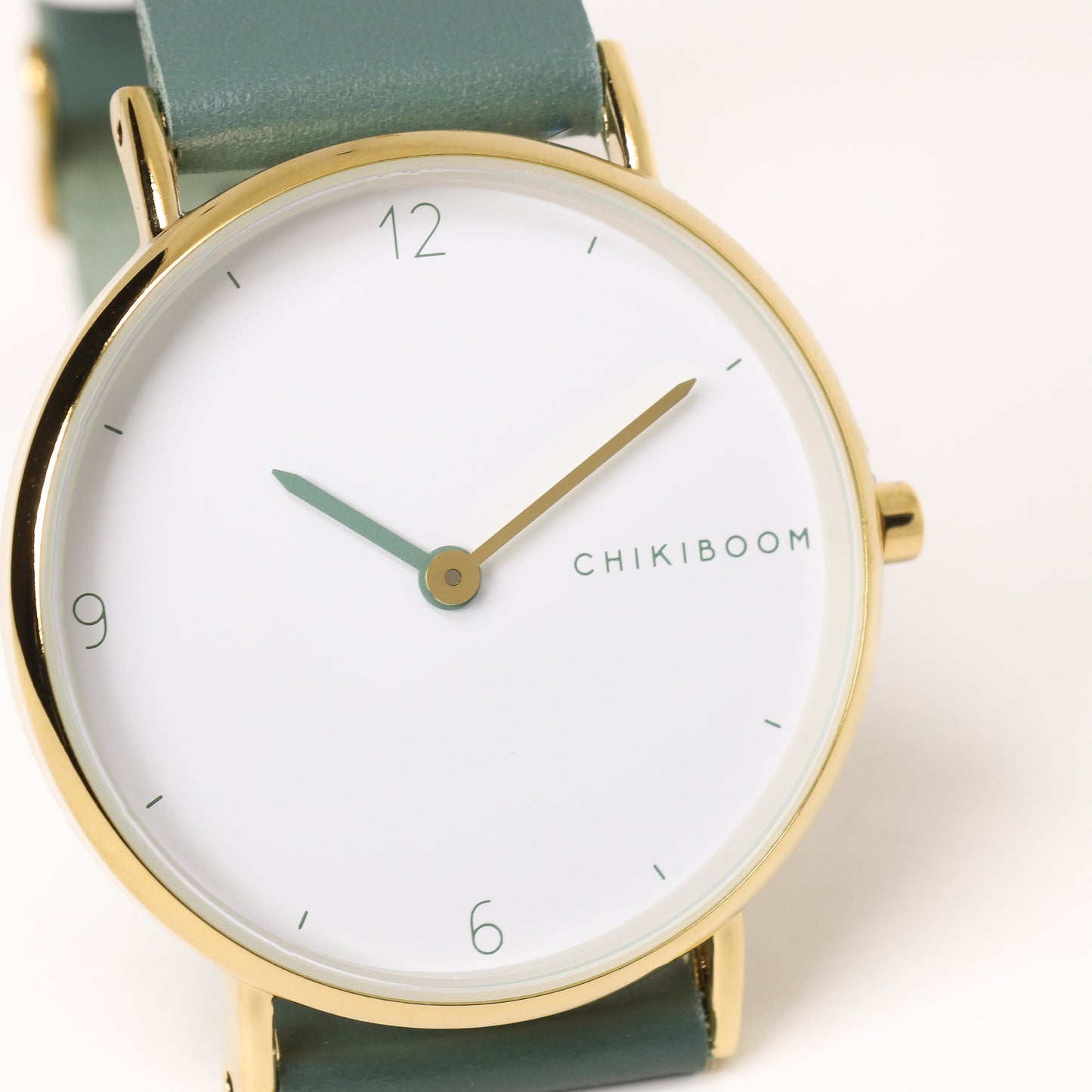 90's Turquoise / white watch