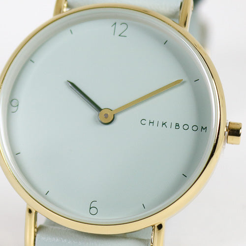 Montre turquoise pâle / turquoise pâle et or