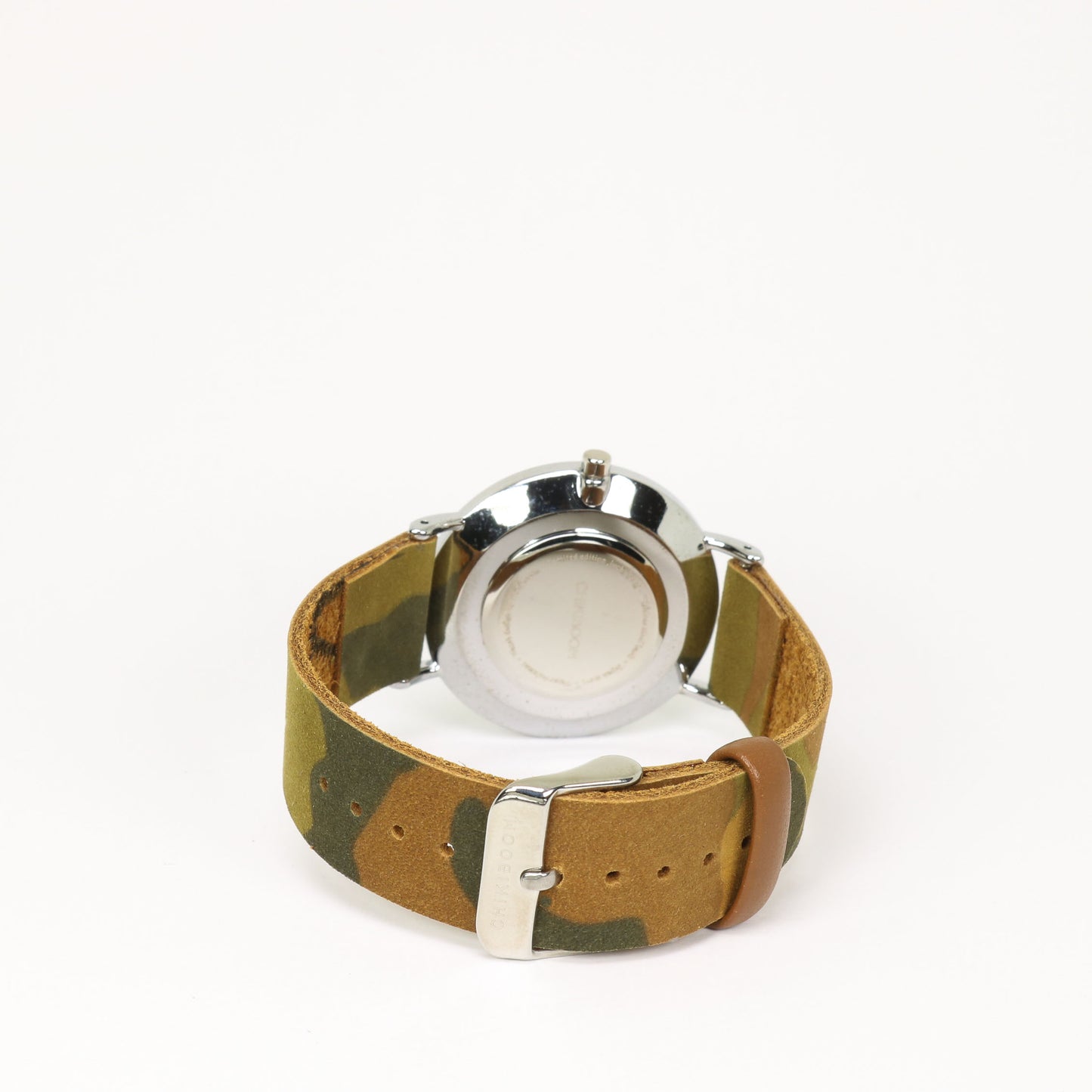 Montre camouflage / blanc crème