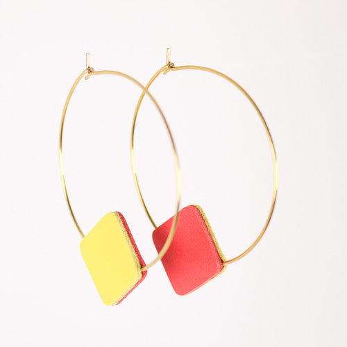 Round / Square Earrings