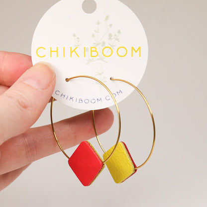 Round / Square Earrings