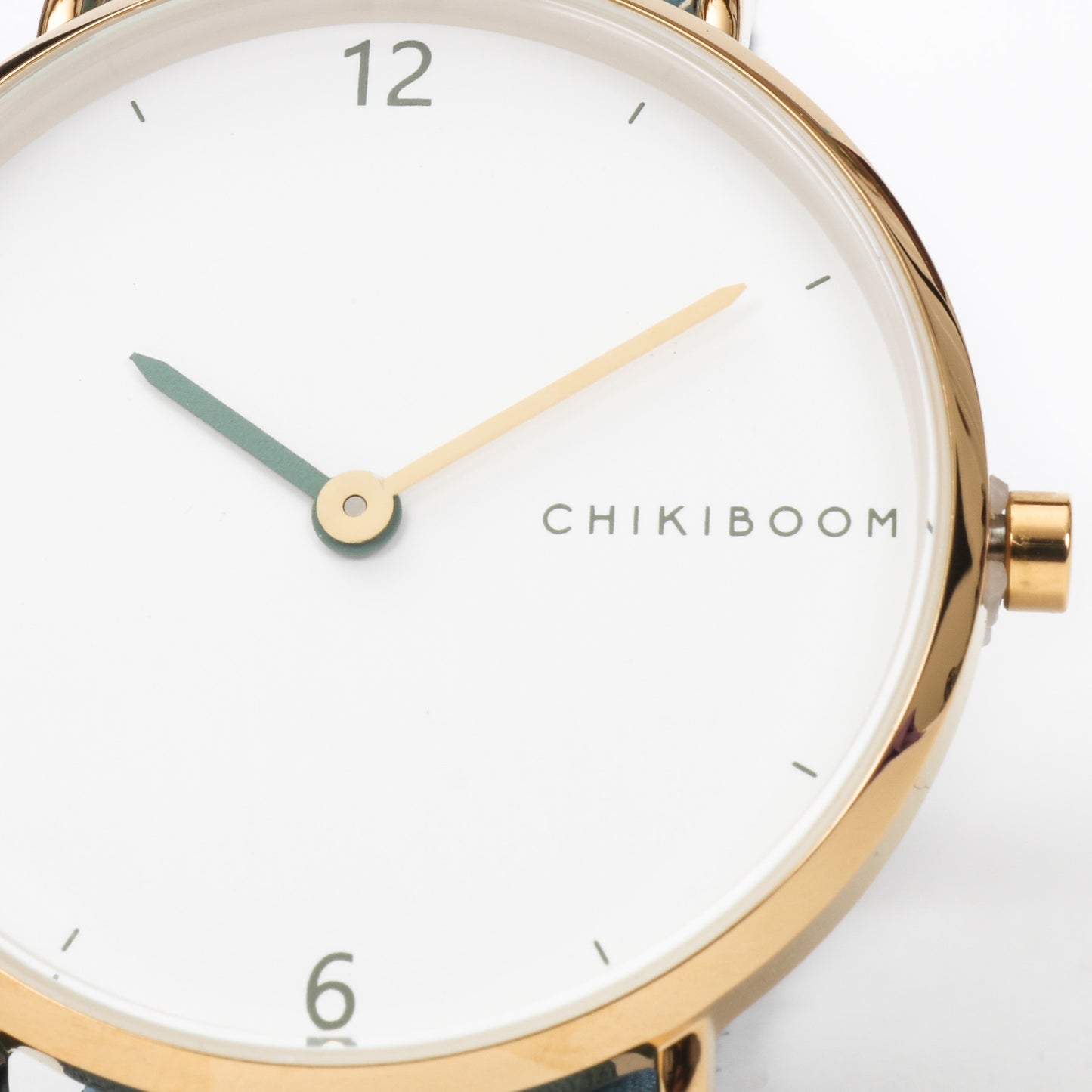 Montre rose flash / blanc et or