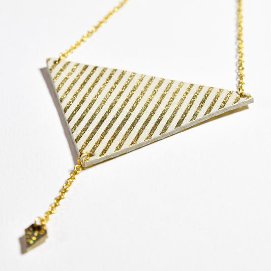 Collier triangle bling bling
