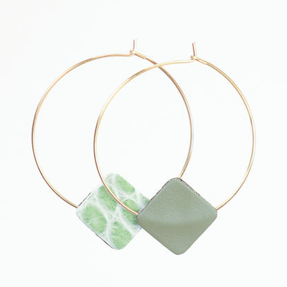 Round / Square Earrings