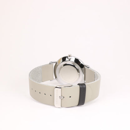Pale grey / pale grey watch