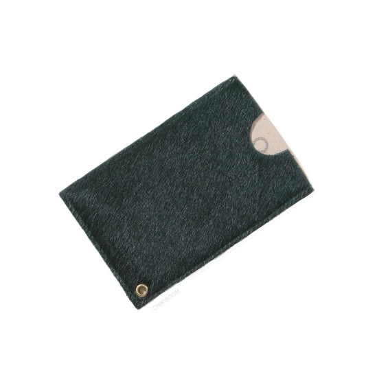 Green fur card holder