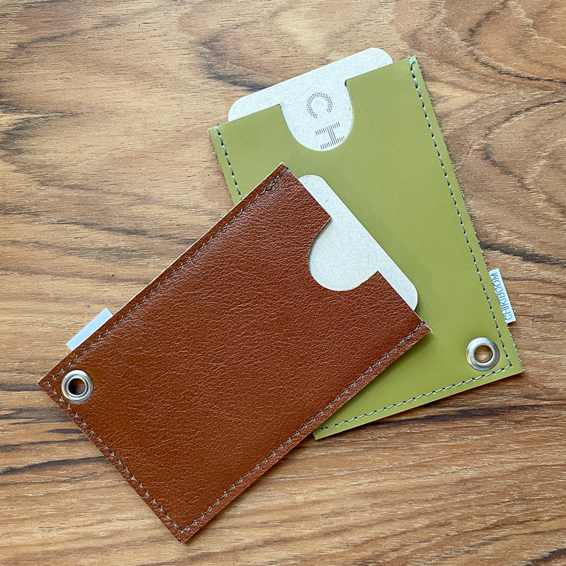 Porte-cartes brun / vert pomme